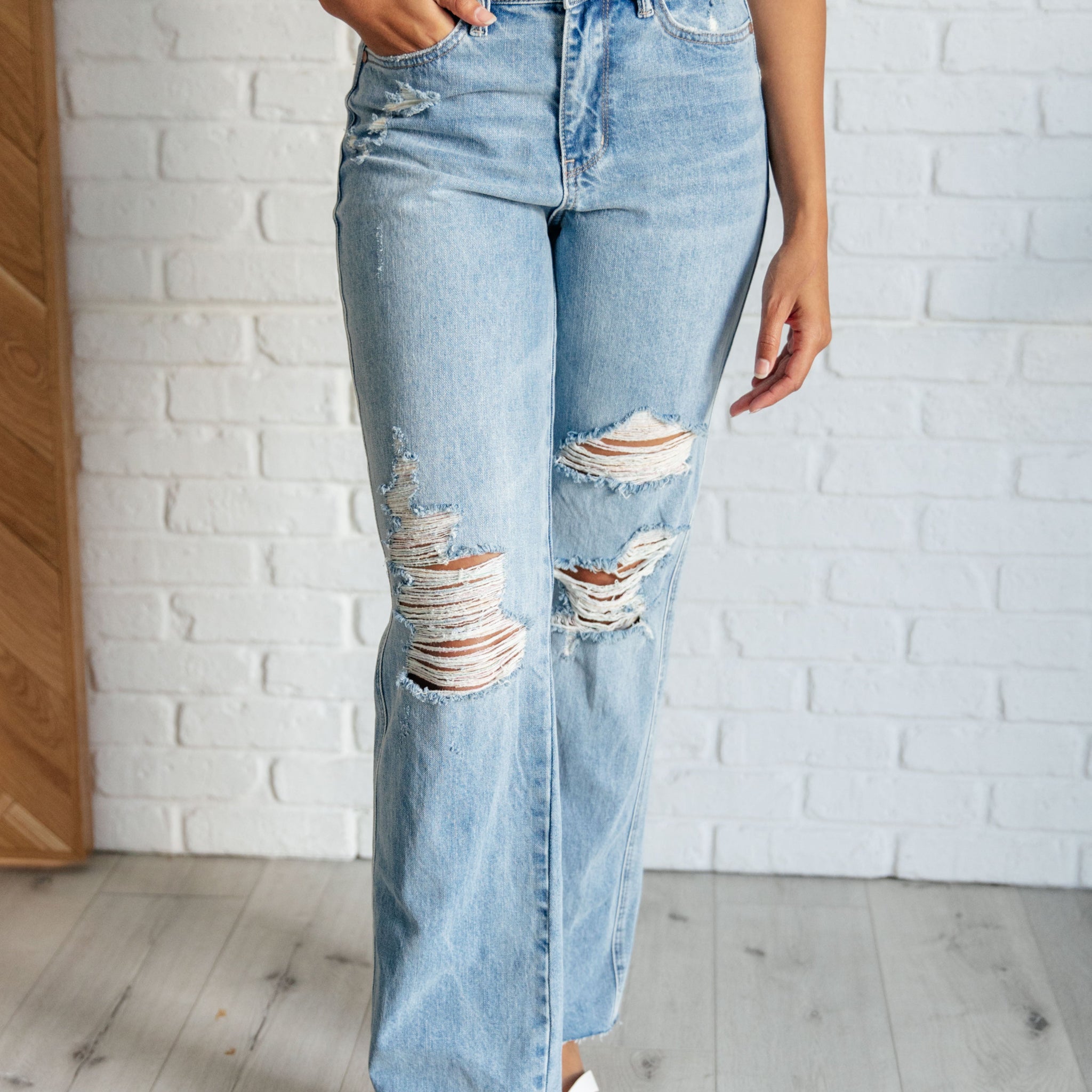 Judy Blue Ramona High Rise Rigid Magic Destroyed Straight Jeans