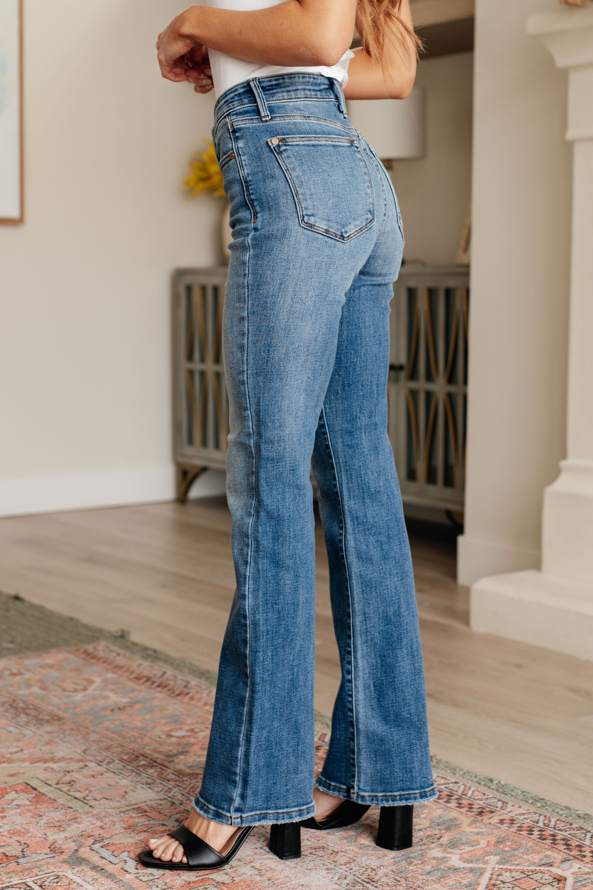 Judy Blue Genevieve Mid Rise Vintage Bootcut Jeans