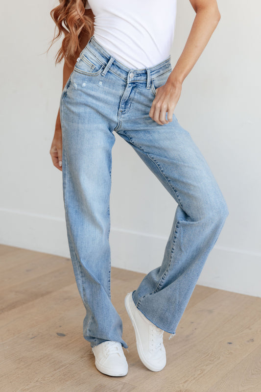 Judy Blue Mildred High Rise V Front Waistband Straight JeansJudy Blue Mildred High Rise V Front Waistband Straight Jeans